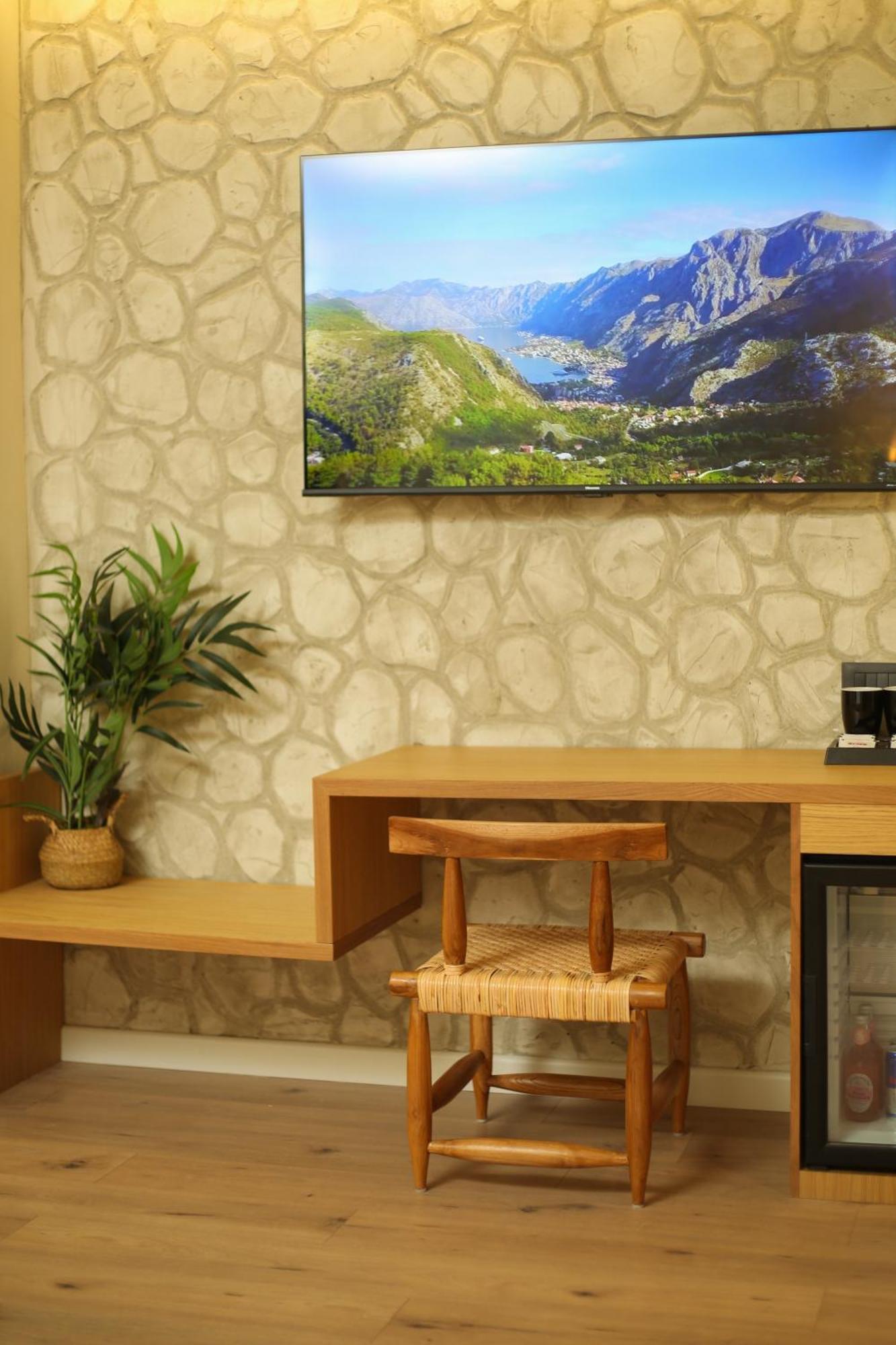 Hotel Brooklyn Vlorë מראה חיצוני תמונה